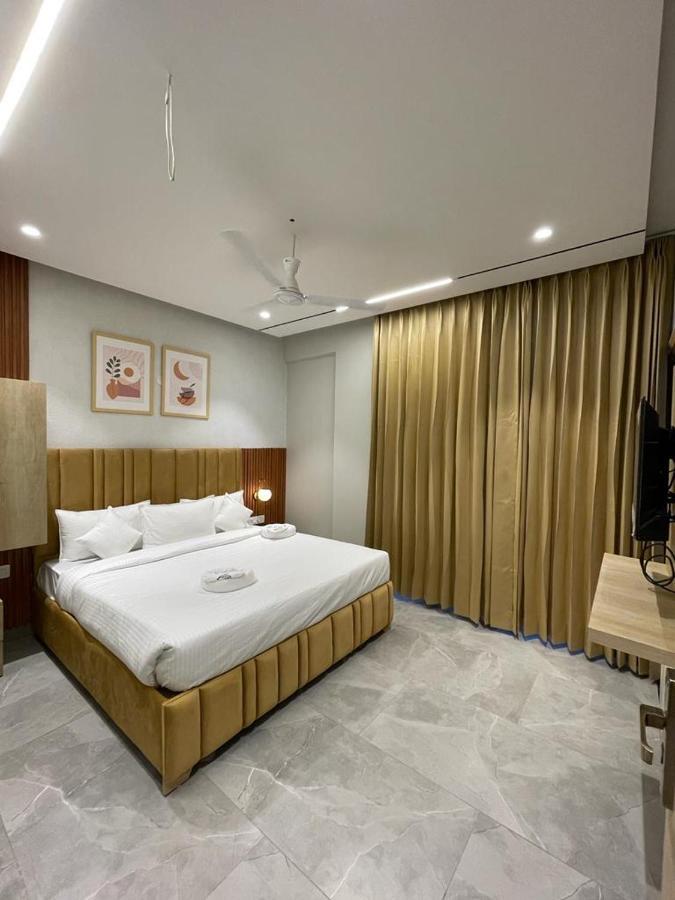 Hotel West Inn Premium Kharar Exteriér fotografie