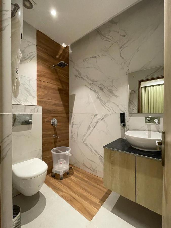 Hotel West Inn Premium Kharar Exteriér fotografie