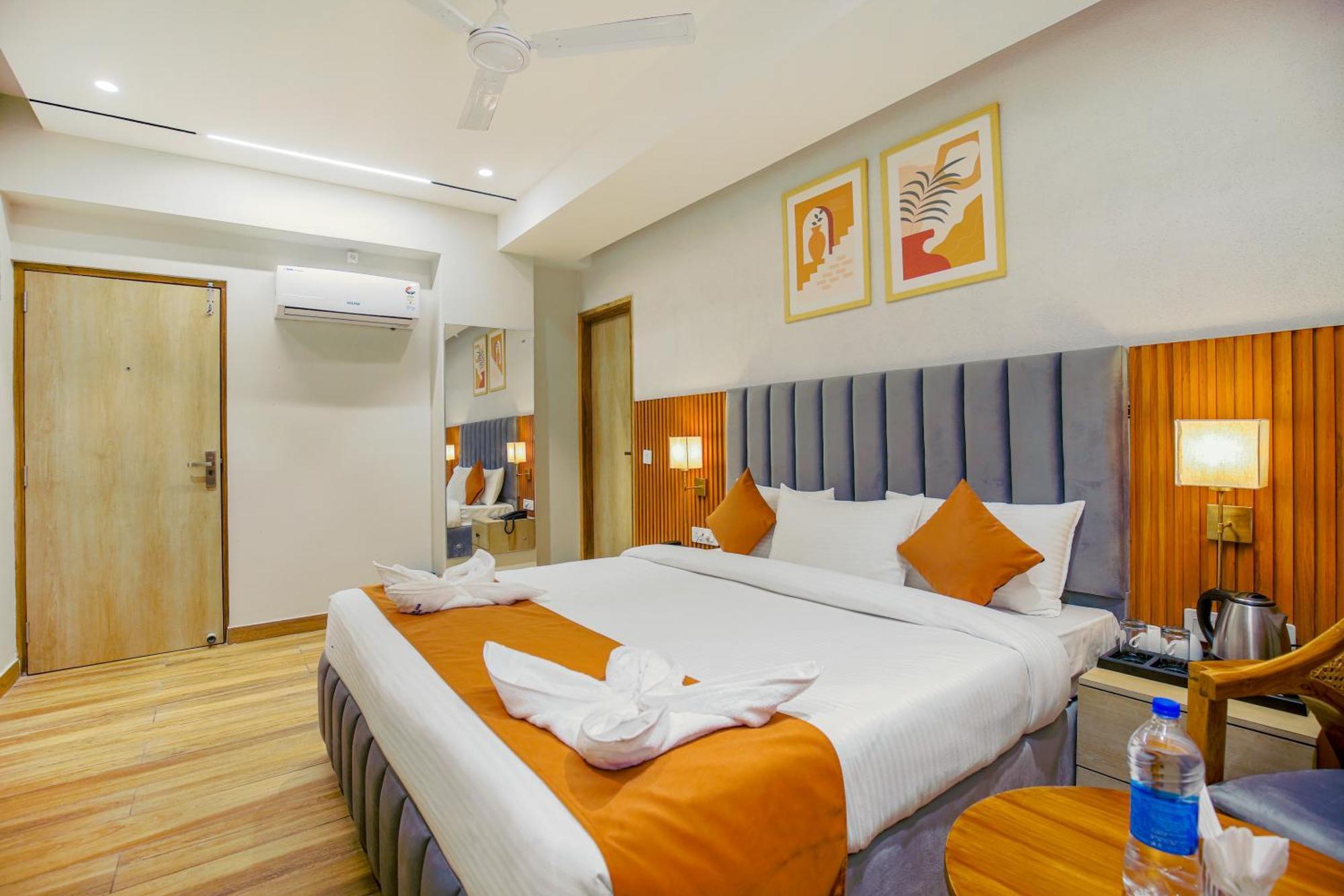 Hotel West Inn Premium Kharar Exteriér fotografie